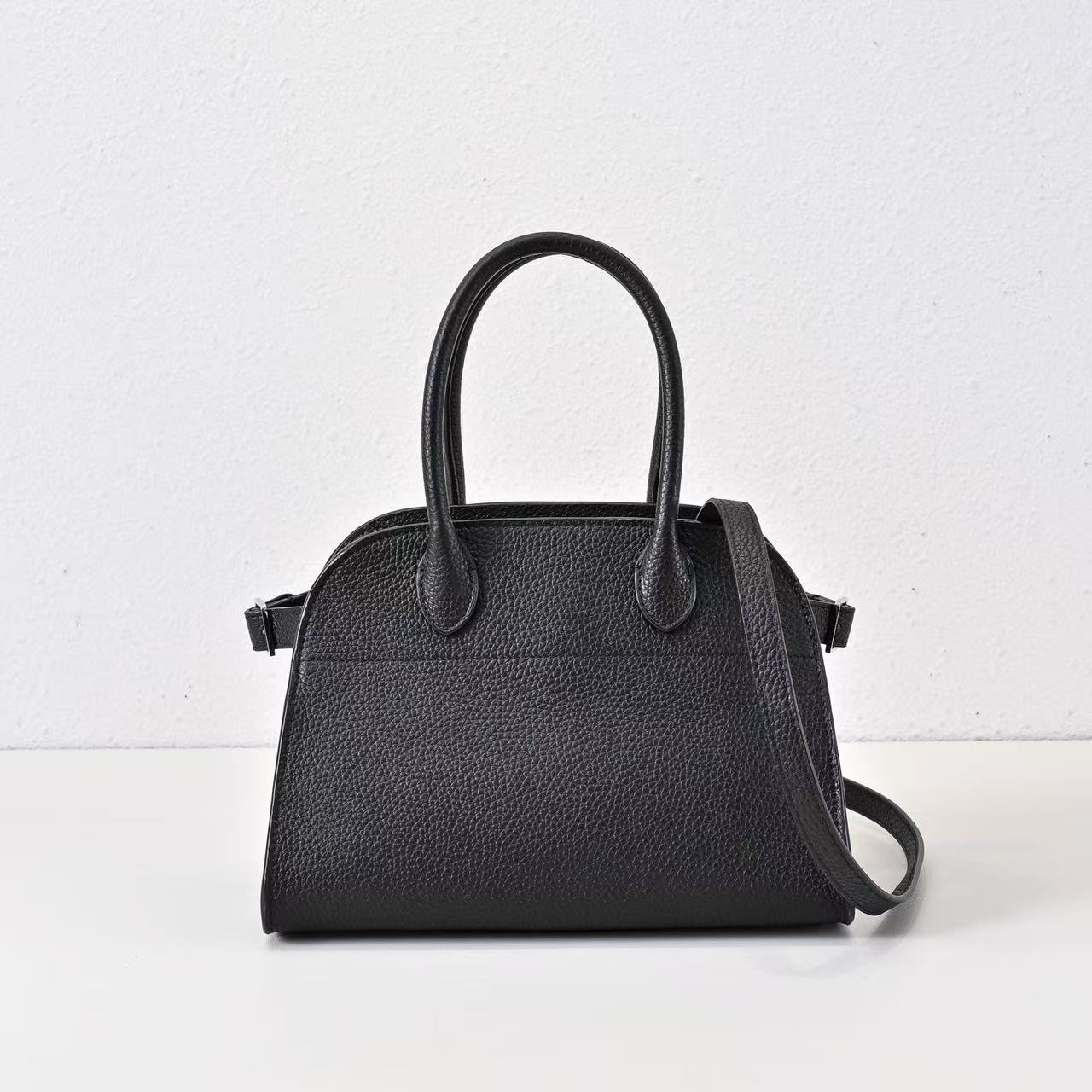 더로우 마고 10 블랙