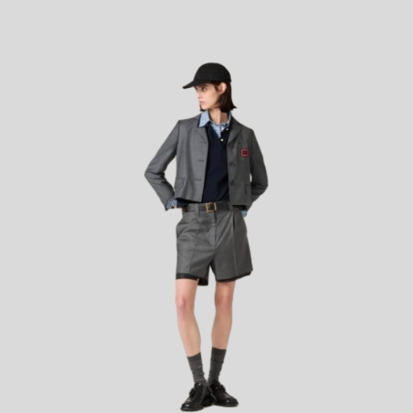 미우미우 반바지