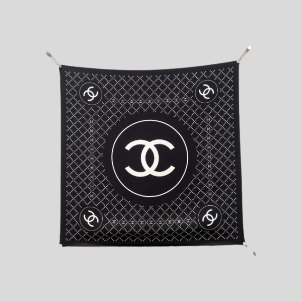 샤넬 다이아몬드 배지 스카프