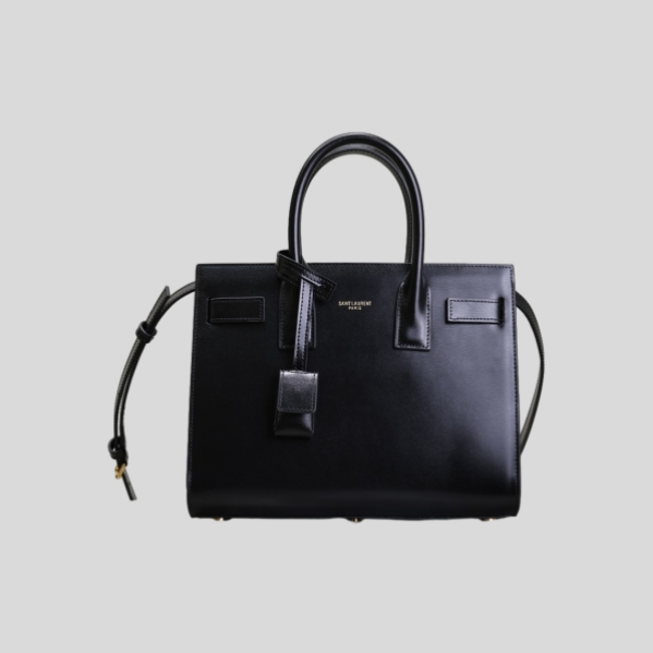 생로랑 벨로우즈백