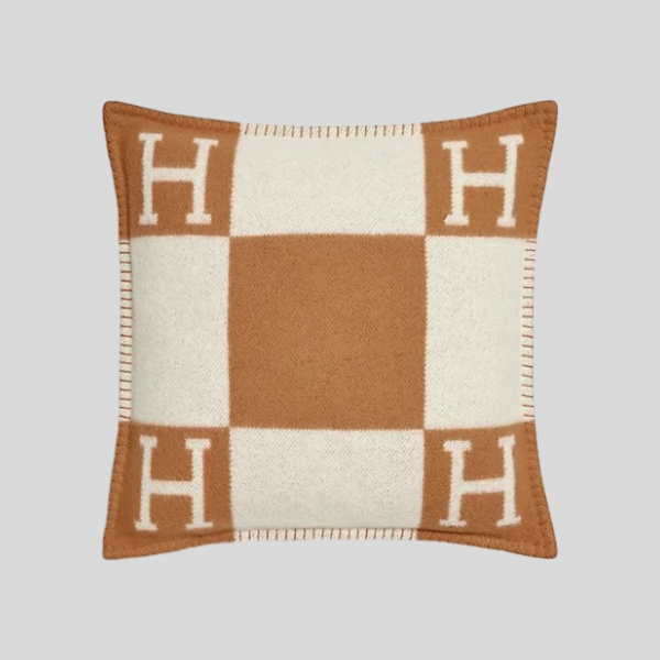 에르메스 아발론 블랭킷 필로우 세트 브라운