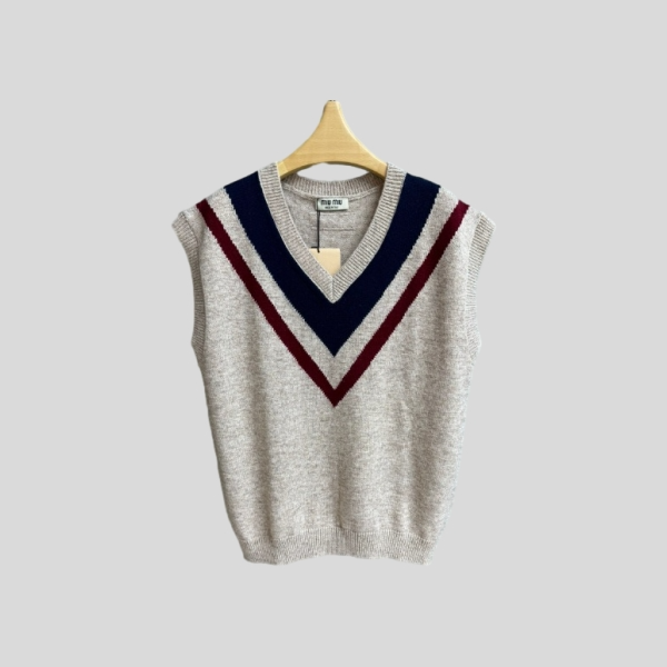 미우미우 루즈핏 니트 베스트