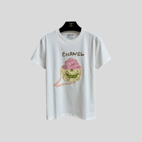 샤넬 반팔 티셔츠