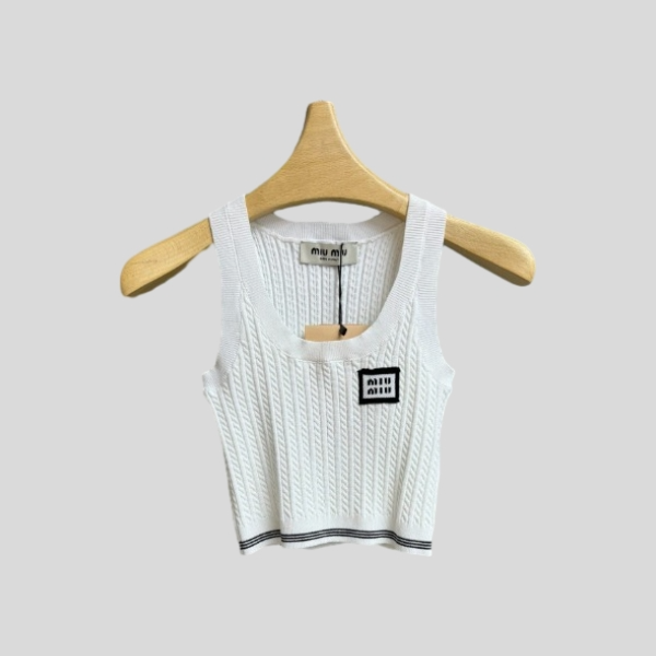 미우미우 니트 슈트