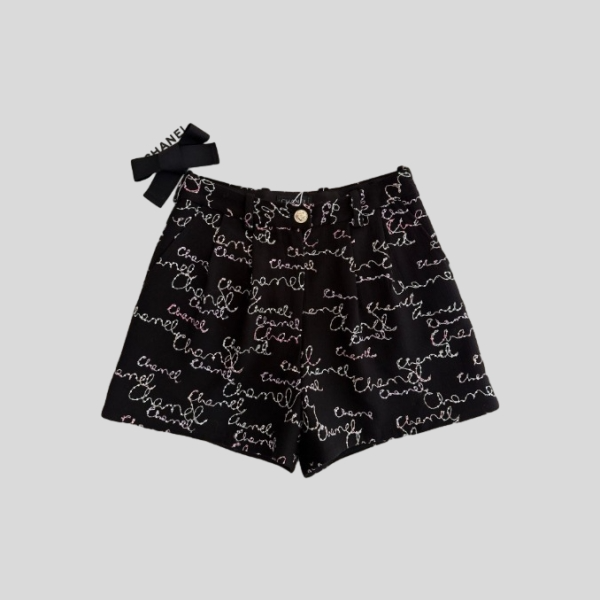 샤넬 그래피티 쇼츠