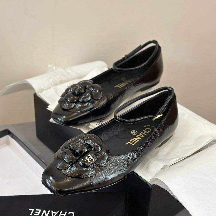 샤넬 까멜리아 발레리나 플랫 