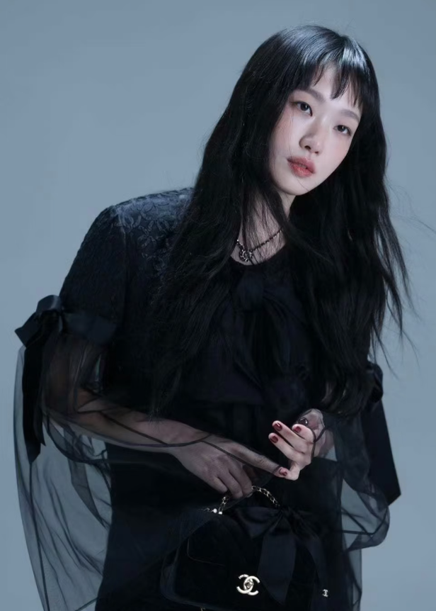 샤넬 실크 보타이 블라우스