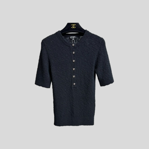 샤넬 버튼 다운 니트 반팔