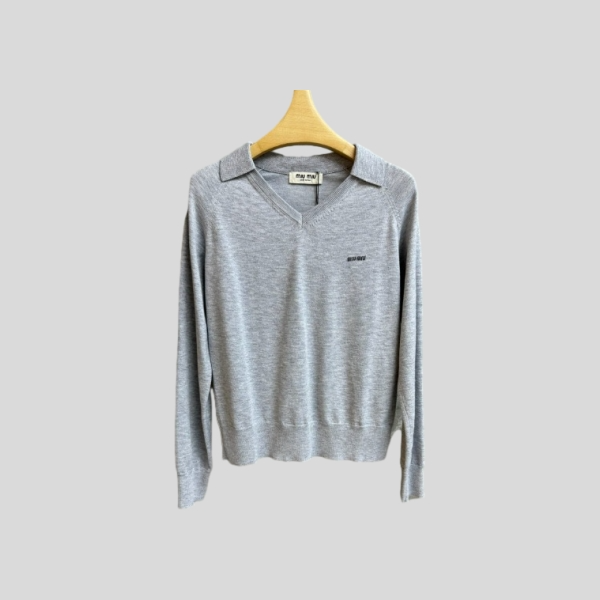 미우미우 울 니트 스웨터