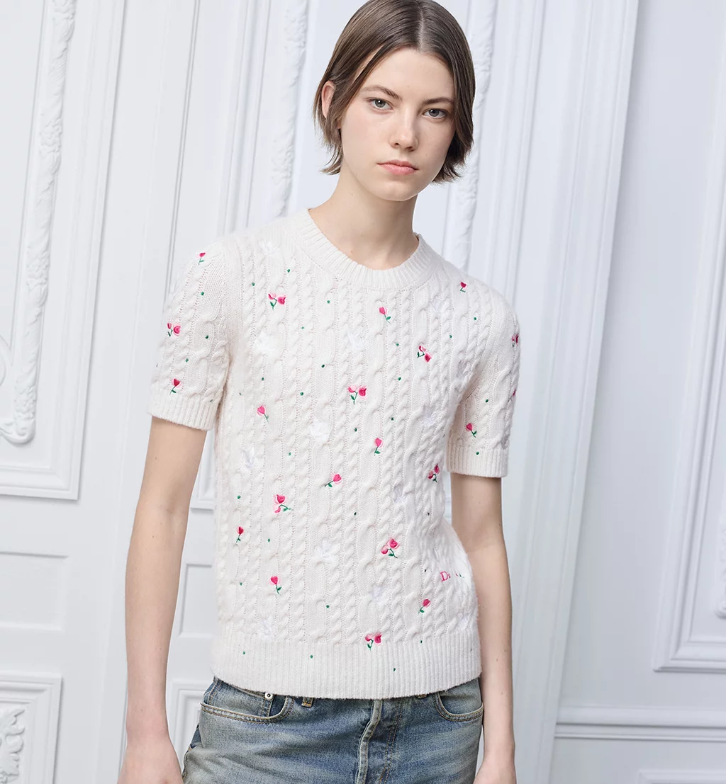디올 Dioramour 자수 반소매 스웨터