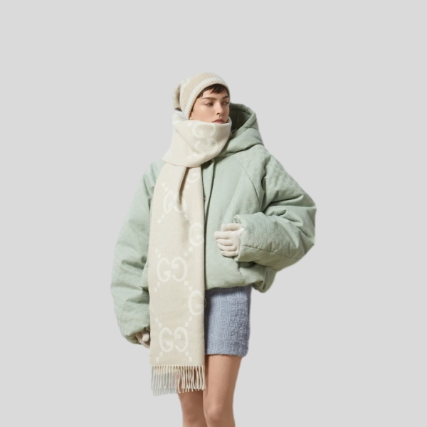 구찌 GG 캐시미어 라메 자카드 스카프