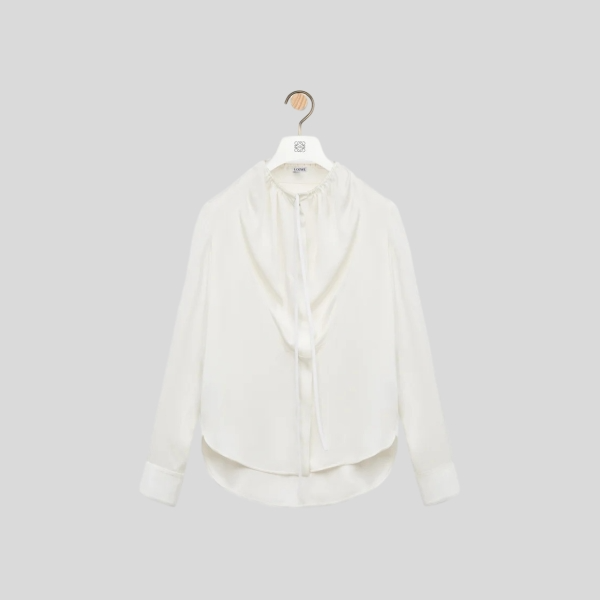 로에베 실크 블라우스